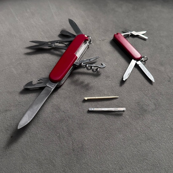 Victorinox X L.L. Bean SAK Swiss Amy Knife LOT of 2 - Picture 5 of 17